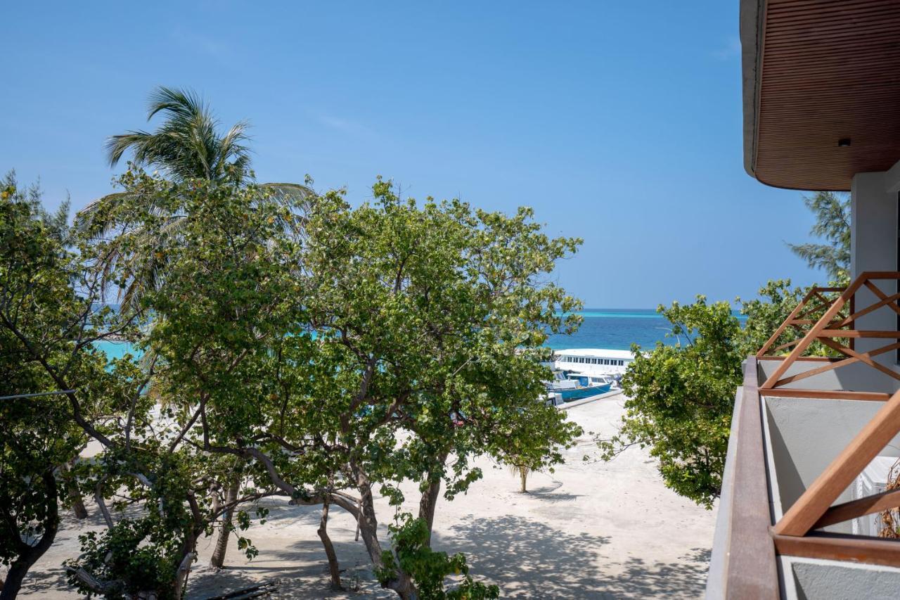Ayala Oceanview Maldives Hotel Gulhi Exterior photo