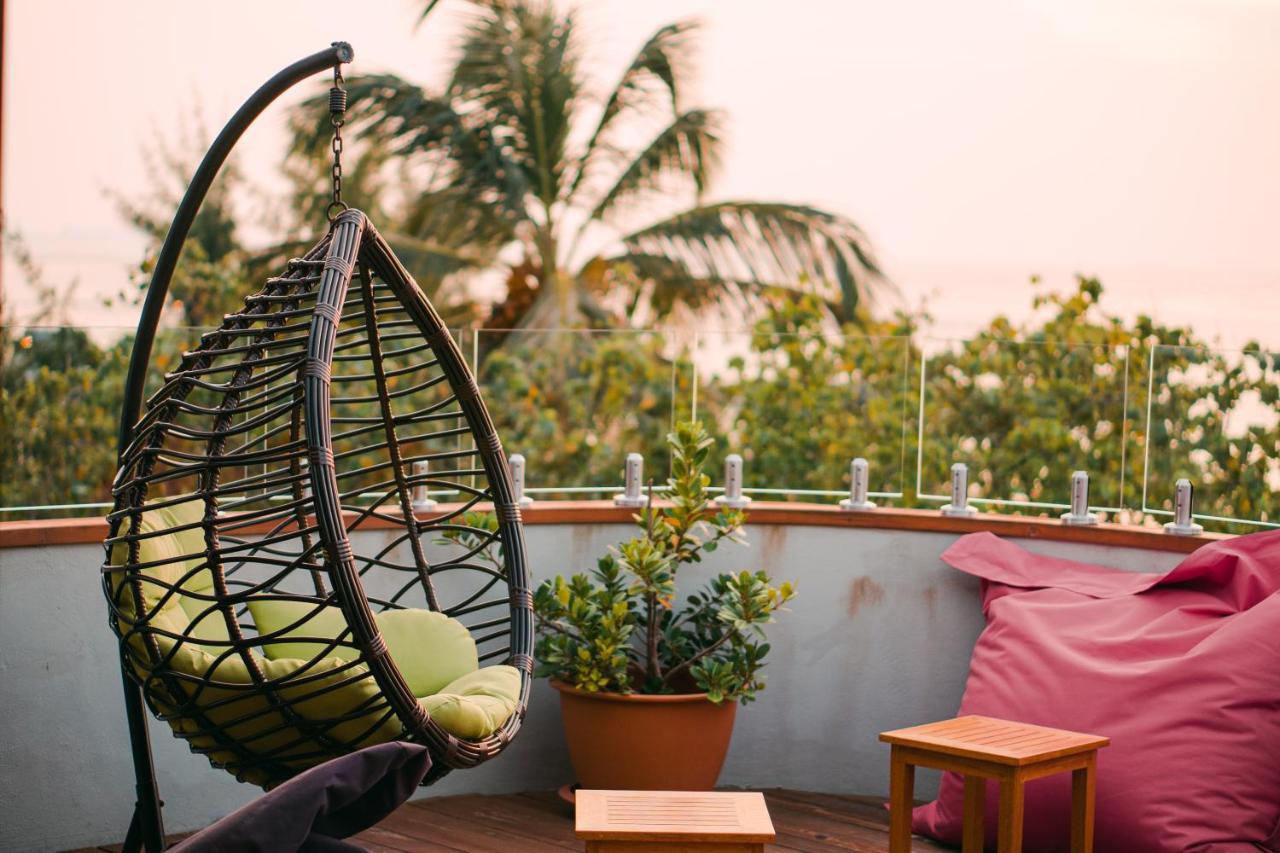 Ayala Oceanview Maldives Hotel Gulhi Exterior photo
