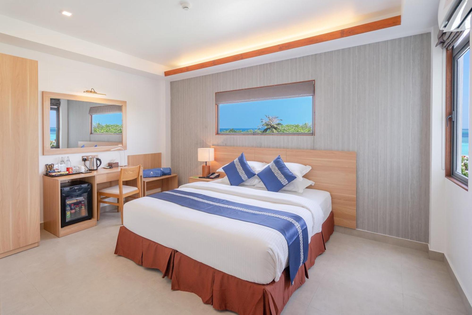 Ayala Oceanview Maldives Hotel Gulhi Exterior photo