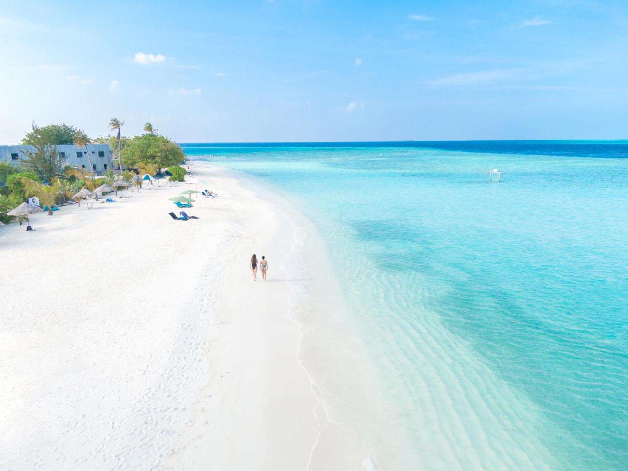 Ayala Oceanview Maldives Hotel Gulhi Exterior photo